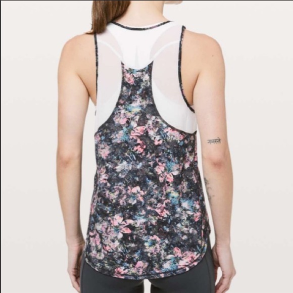 Lululemon Sculpt Tank Size 4 - Picture 3 of 6